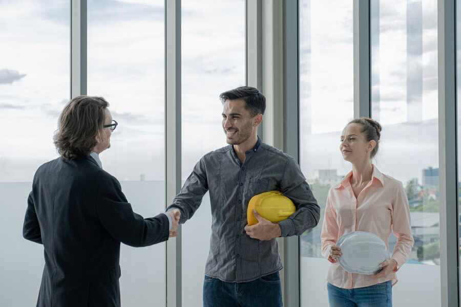 Why Communication is Key in Contractor-Client Relationships